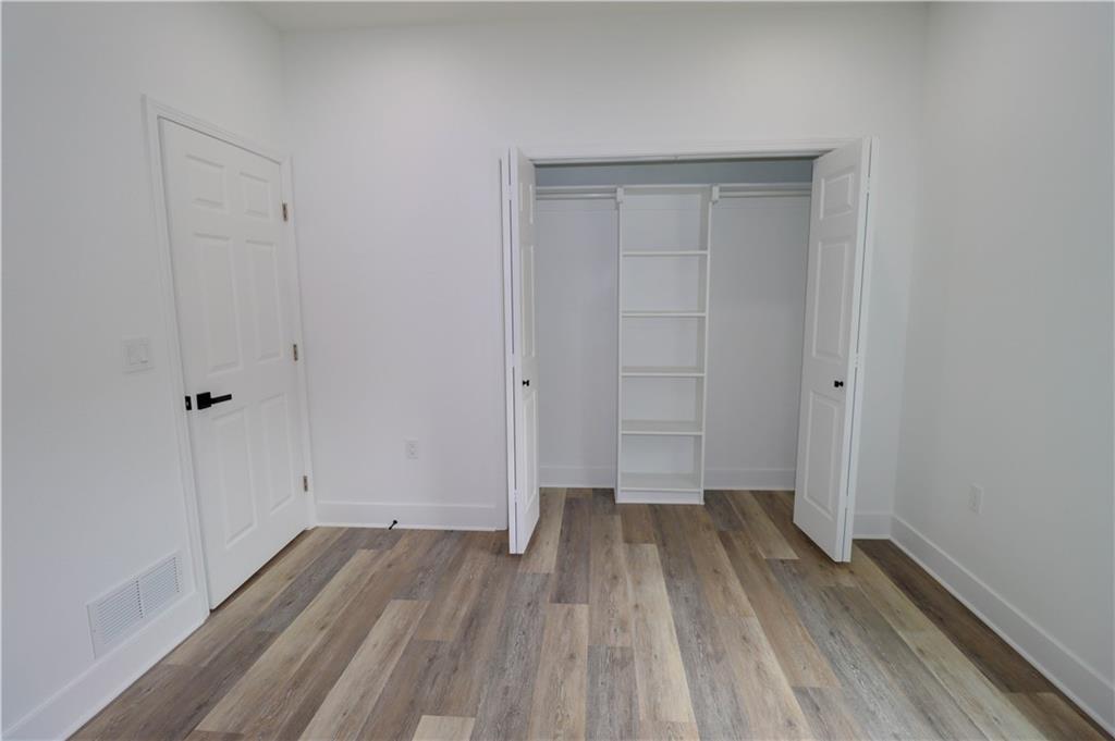1045 Ann Avenue Property Photo 18