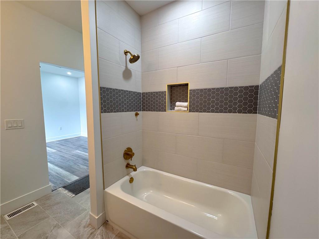 1045 Ann Avenue Property Photo 23