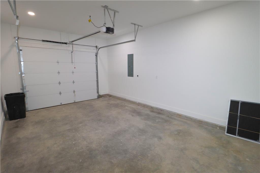 1045 Ann Avenue Property Photo 27
