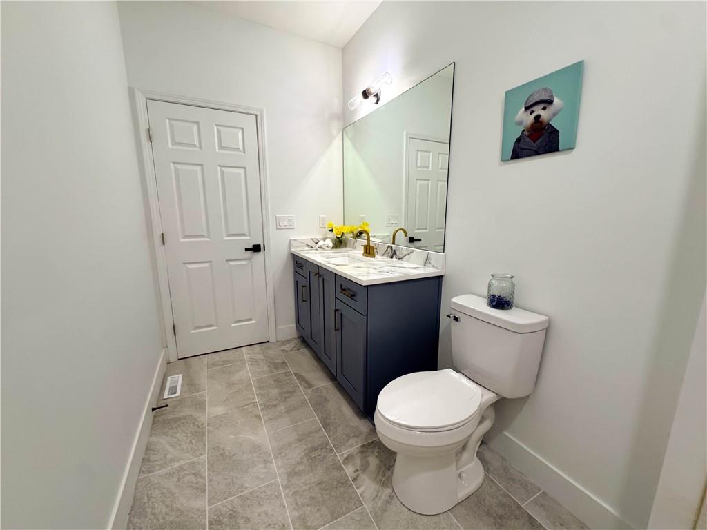 1045 Ann Avenue Property Photo 32