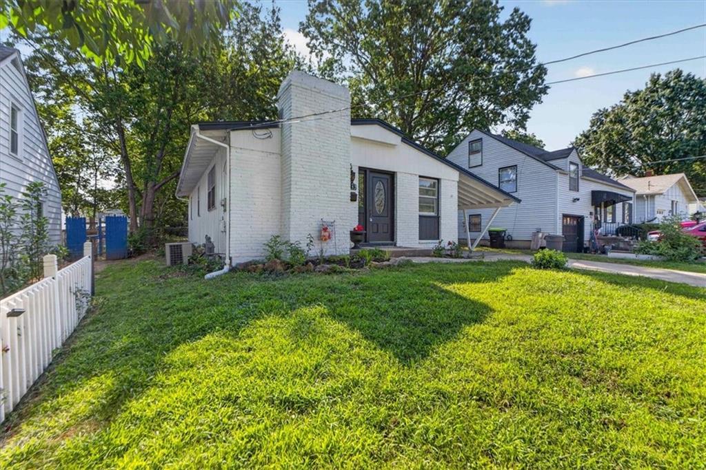 1217 S Osage Street Property Photo 5