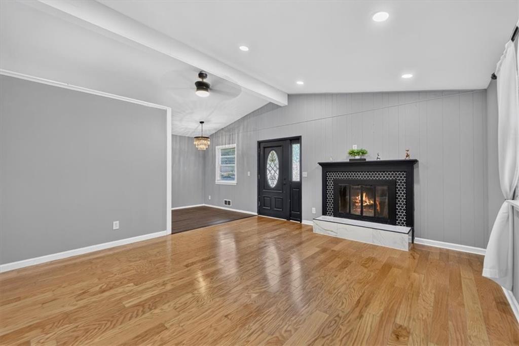 1217 S Osage Street Property Photo 12