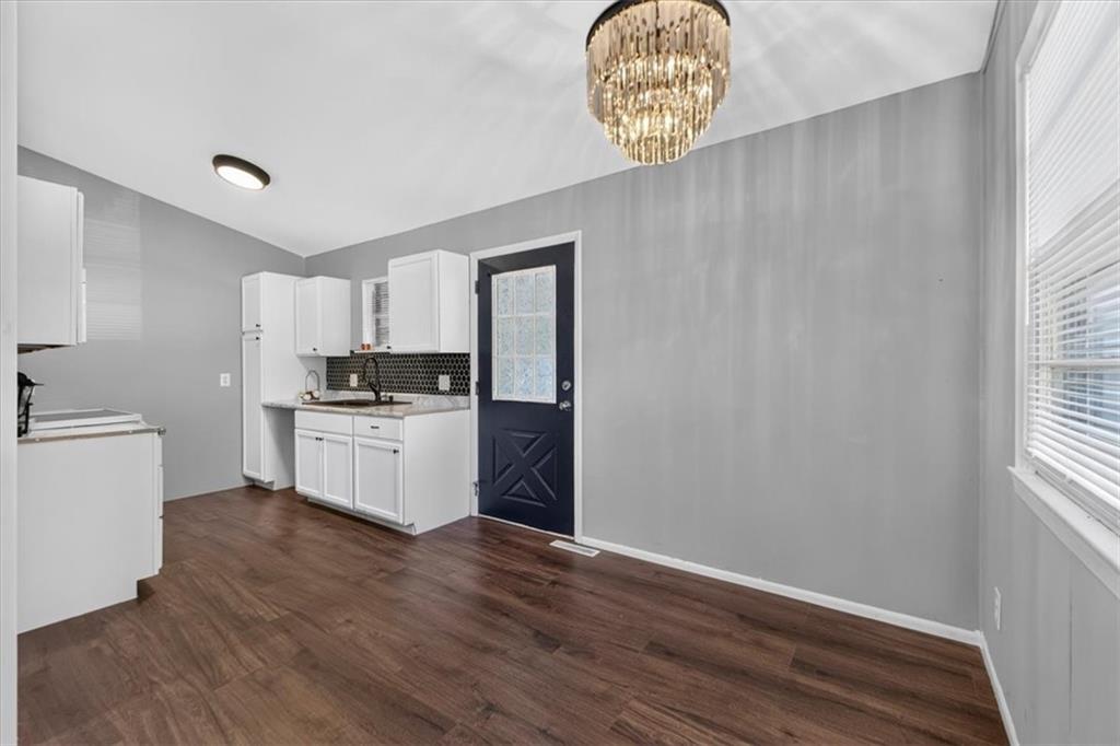 1217 S Osage Street Property Photo 15