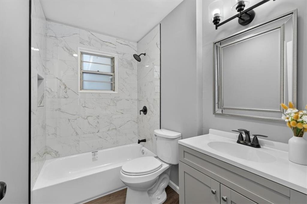 1217 S Osage Street Property Photo 24