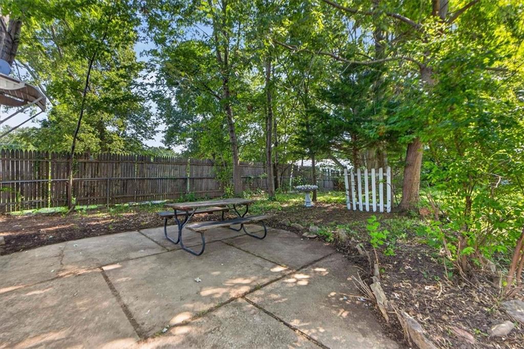 1217 S Osage Street Property Photo 43