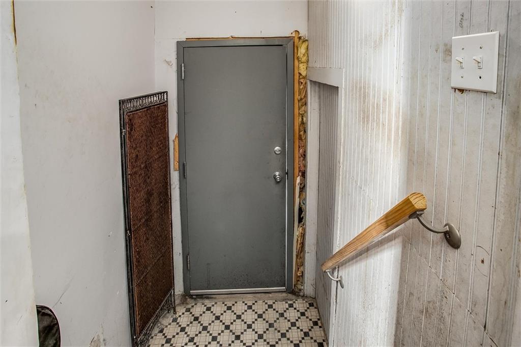 222 N 6th Street Property Photo 27