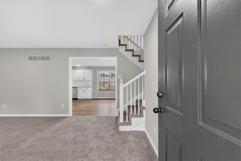 500 Se Alger Drive Property Photo 2