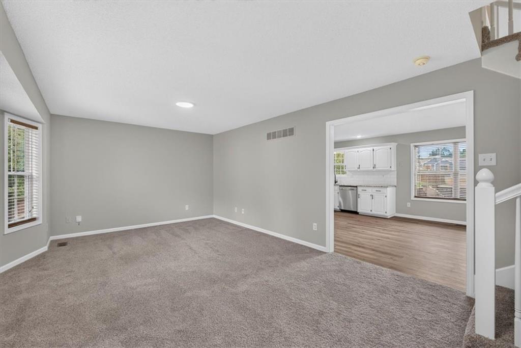500 Se Alger Drive Property Photo 4