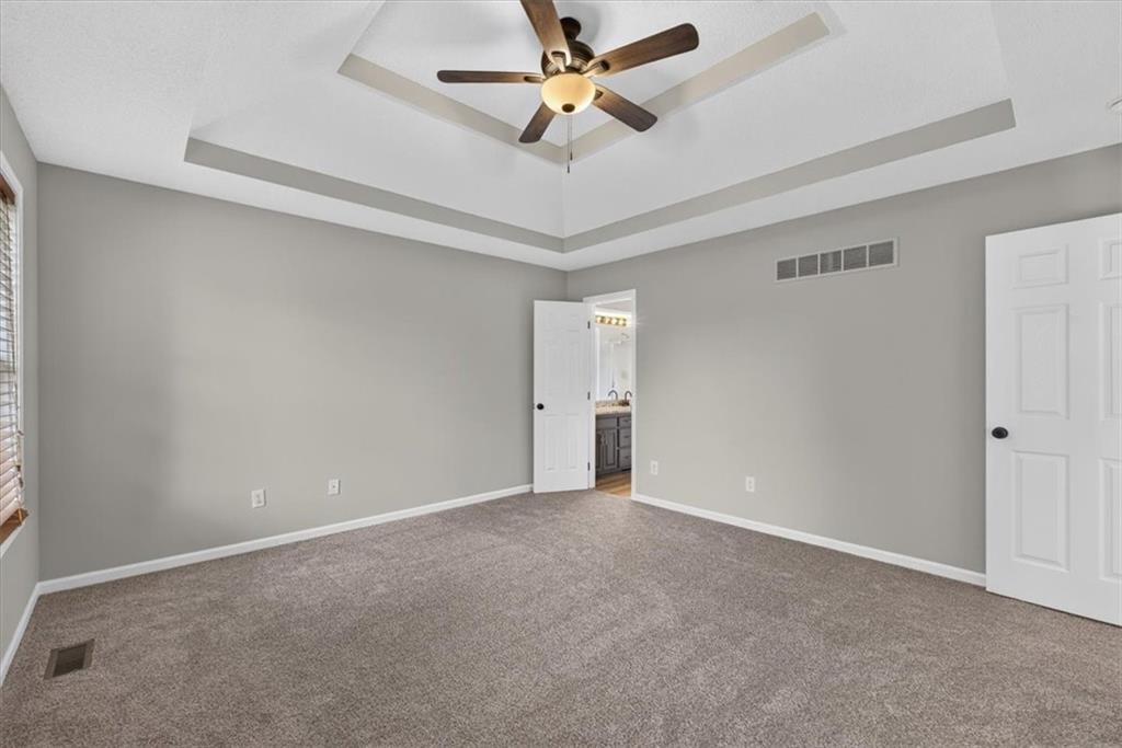 500 Se Alger Drive Property Photo 17