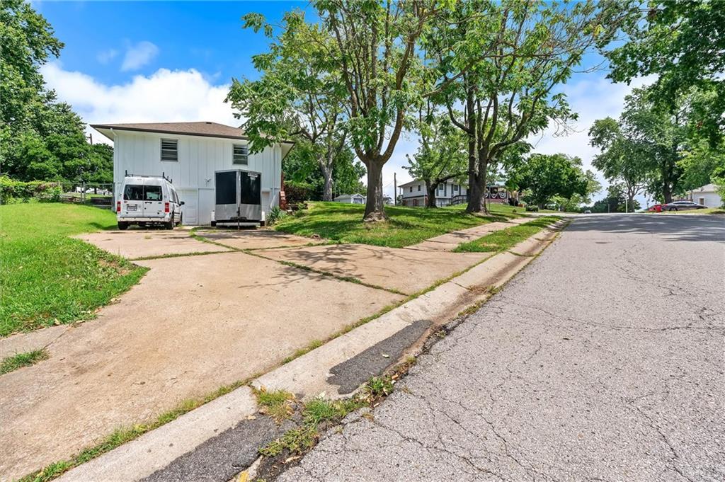 3726 S Trail Ridge Drive Property Photo 26