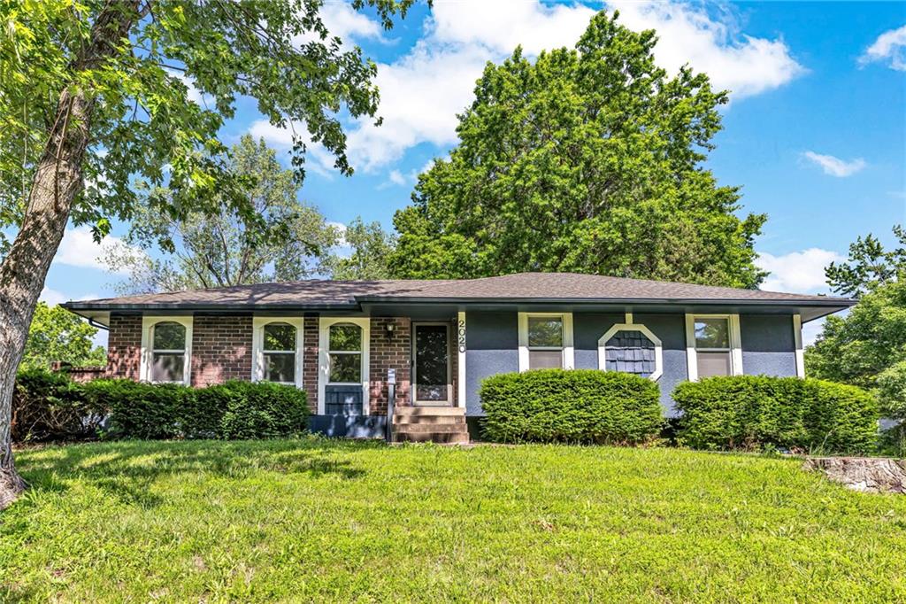 2020 Sw Morningside Drive Property Photo 1