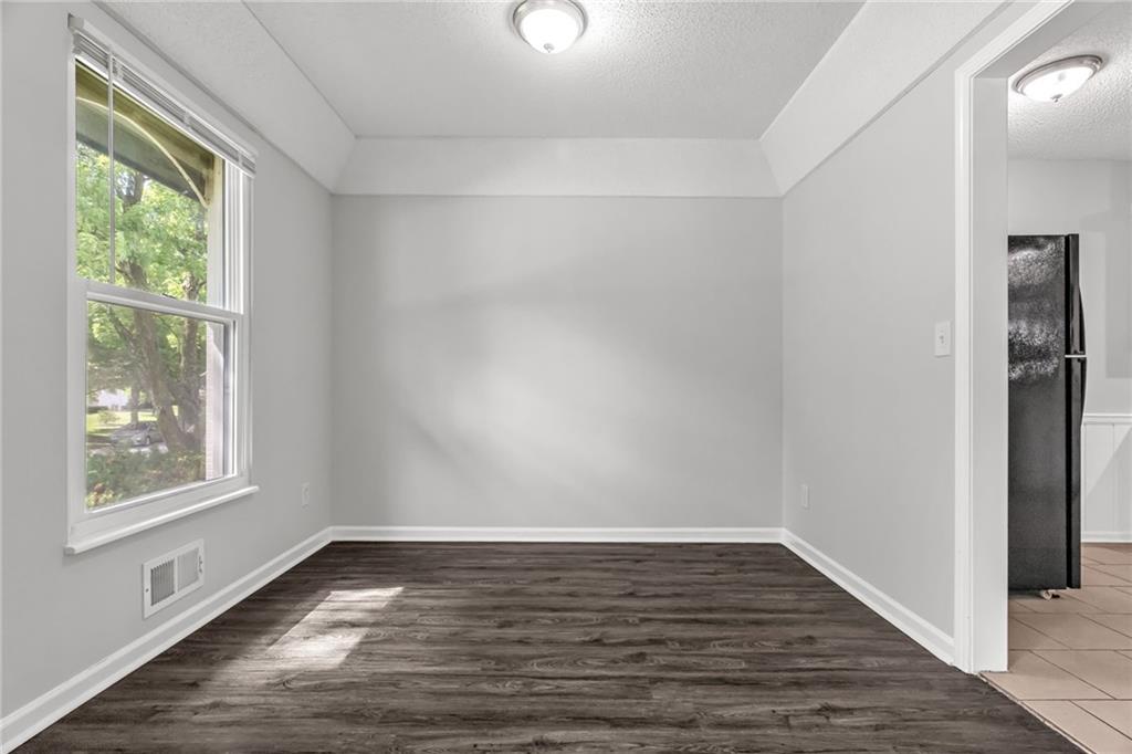 2020 Sw Morningside Drive Property Photo 6