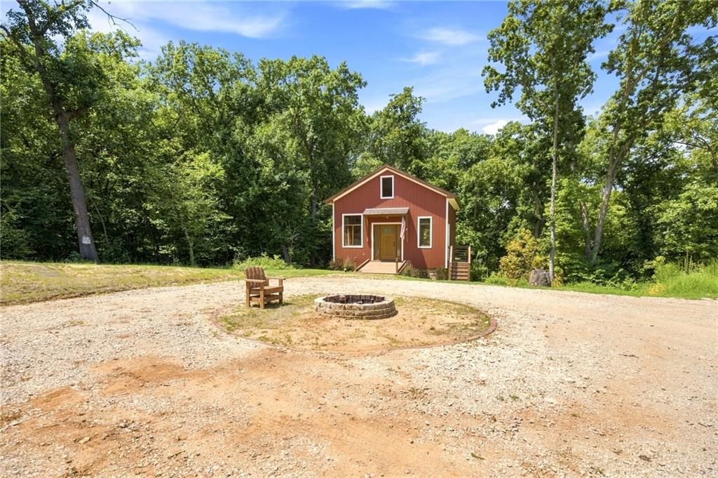 821 W 92 Highway Property Photo 6