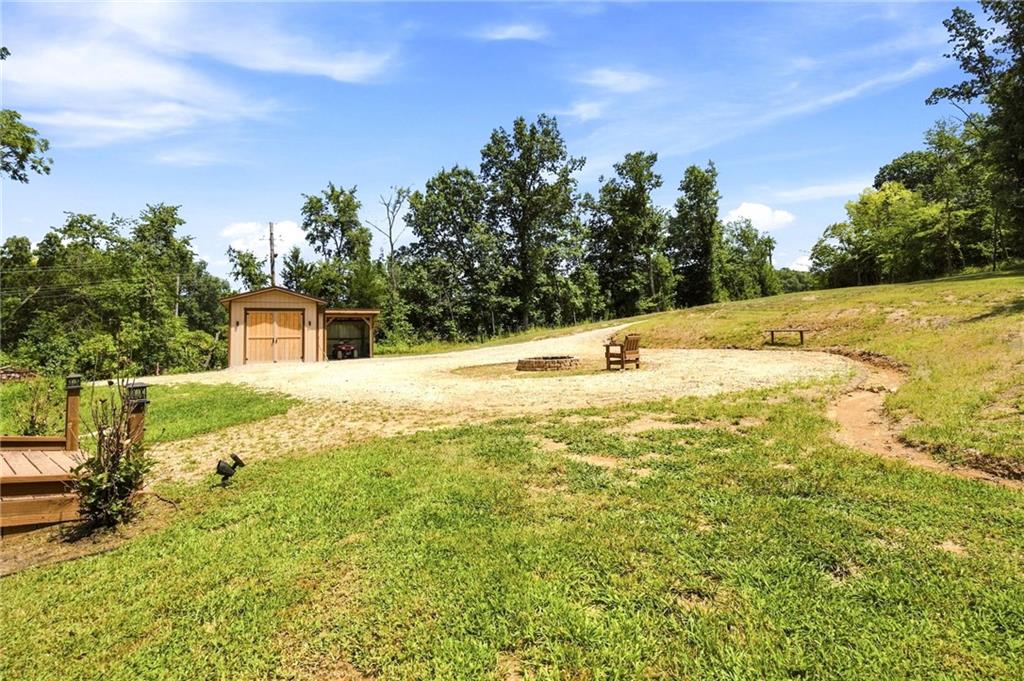 821 W 92 Highway Property Photo 14
