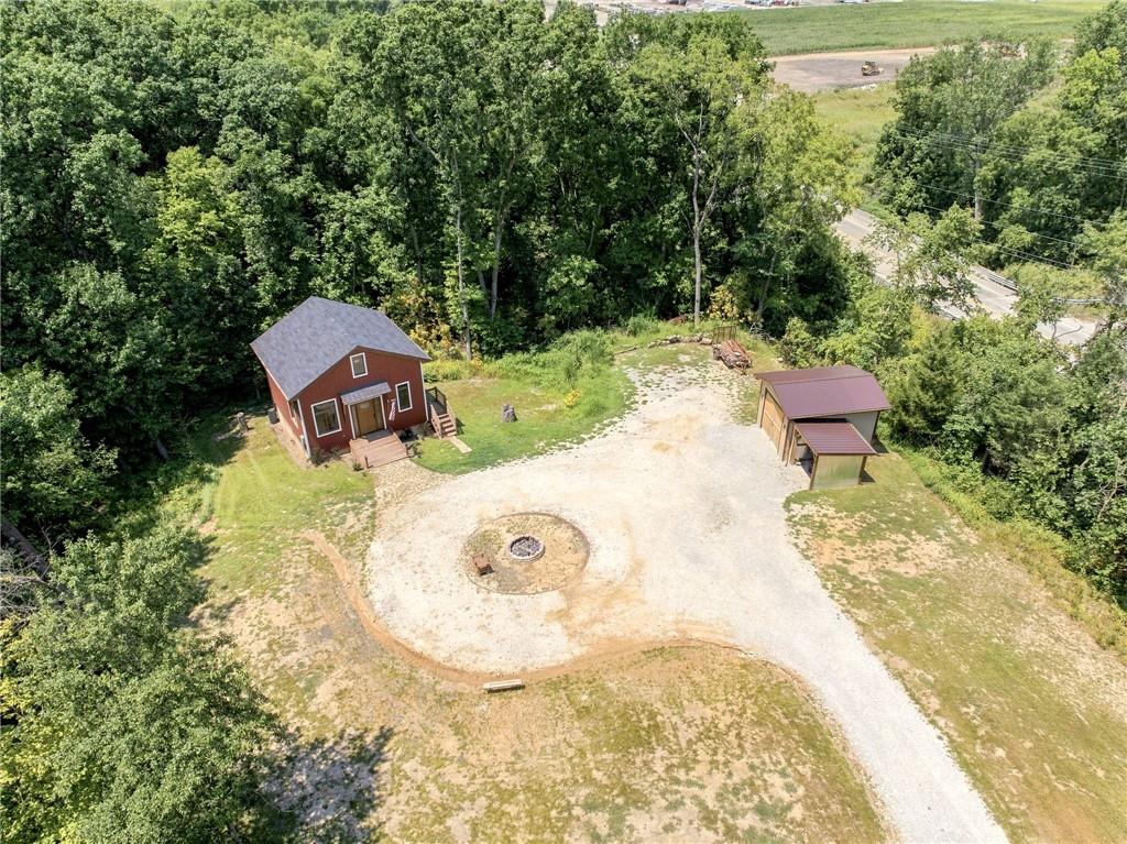 821 W 92 Highway Property Photo 27