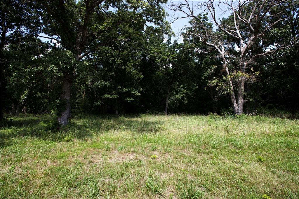 811 Se 600th Road Property Photo 9