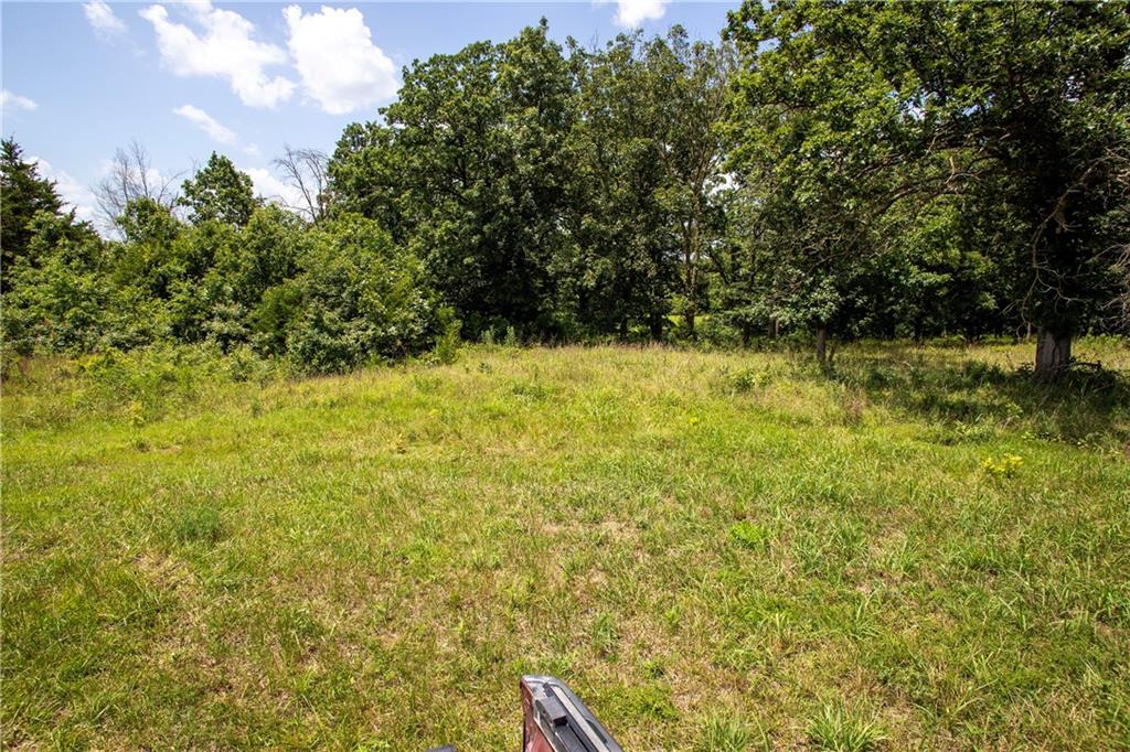 811 Se 600th Road Property Photo 10