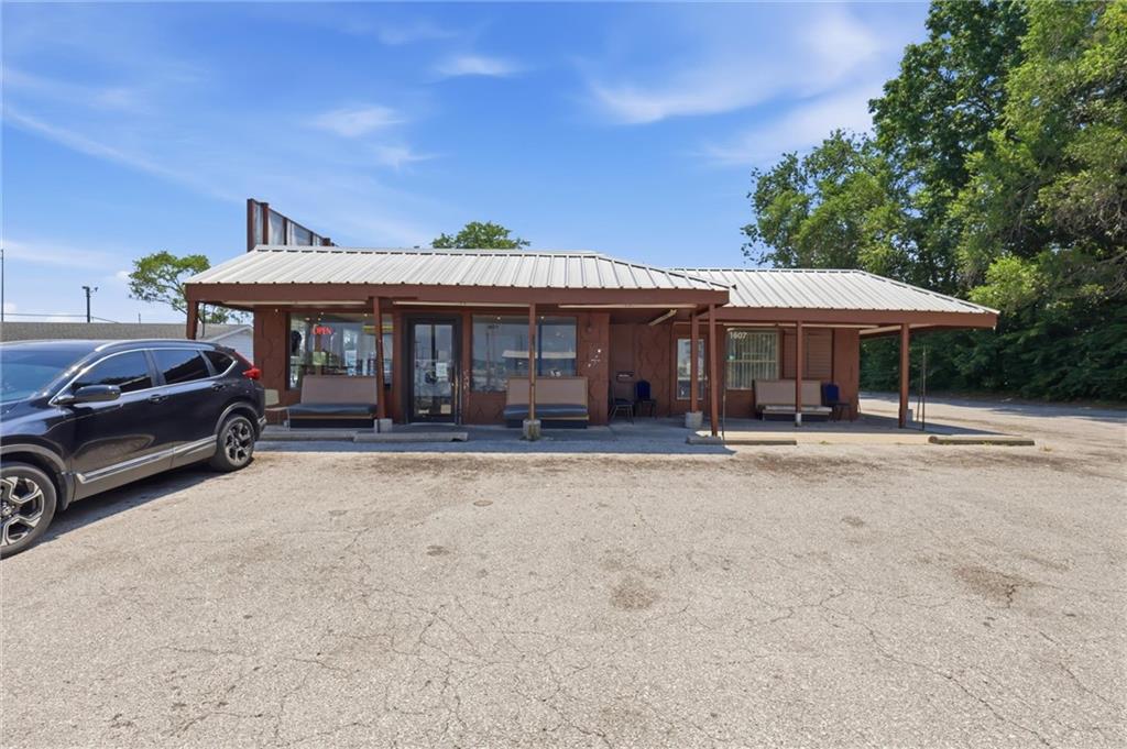 1607 Little Avenue Property Photo 1