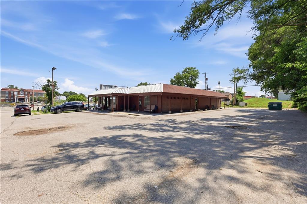 1607 Little Avenue Property Photo 2