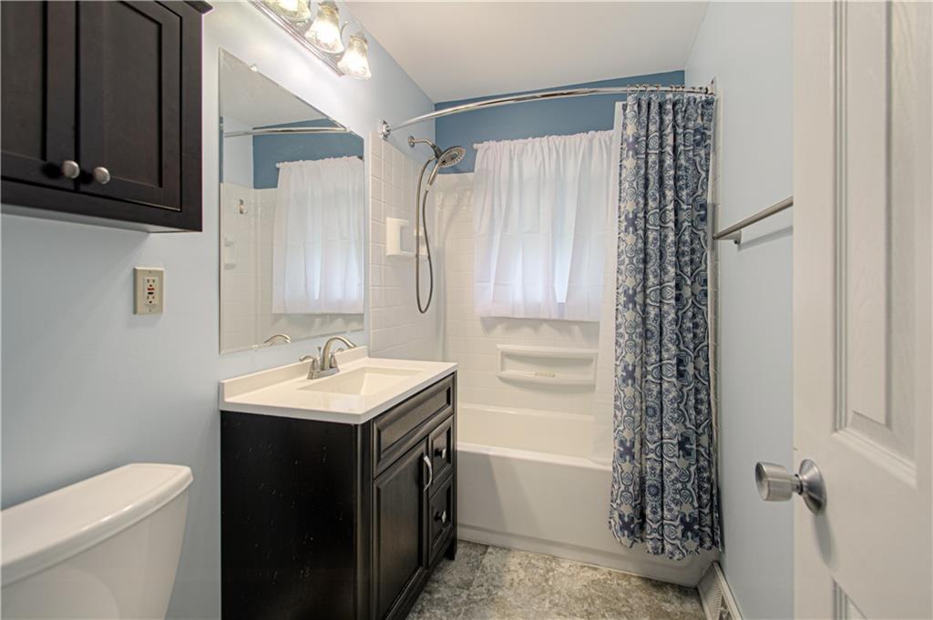 820 S Main Street Property Photo 10