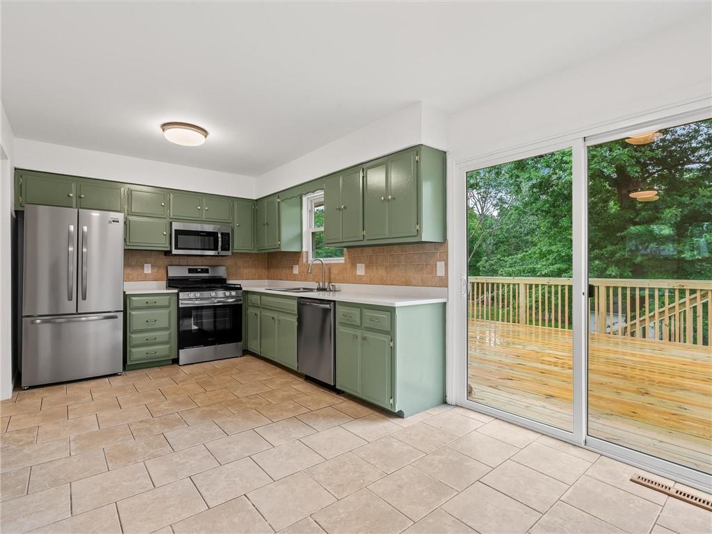 1229 Michele Drive Property Photo 4
