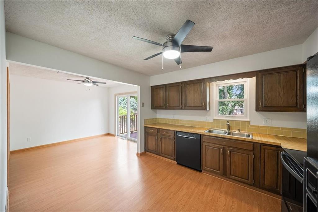 417 Stonewall Drive Property Photo 10