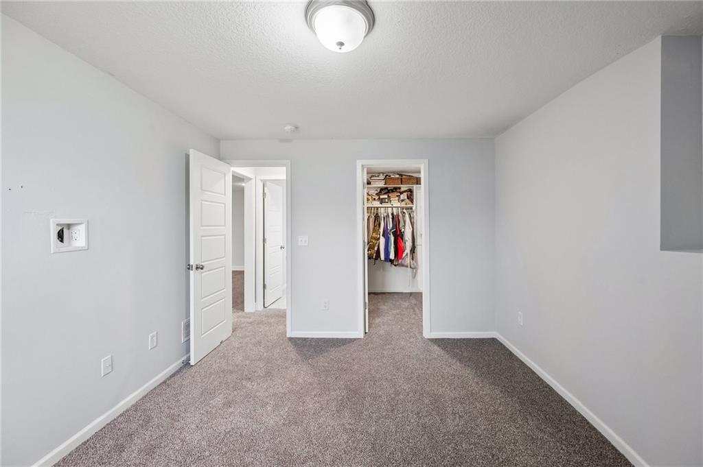 10533 N Randolph Avenue Property Photo 29