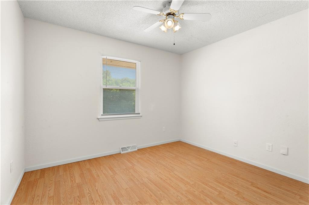 2404 Viking Drive Property Photo 23