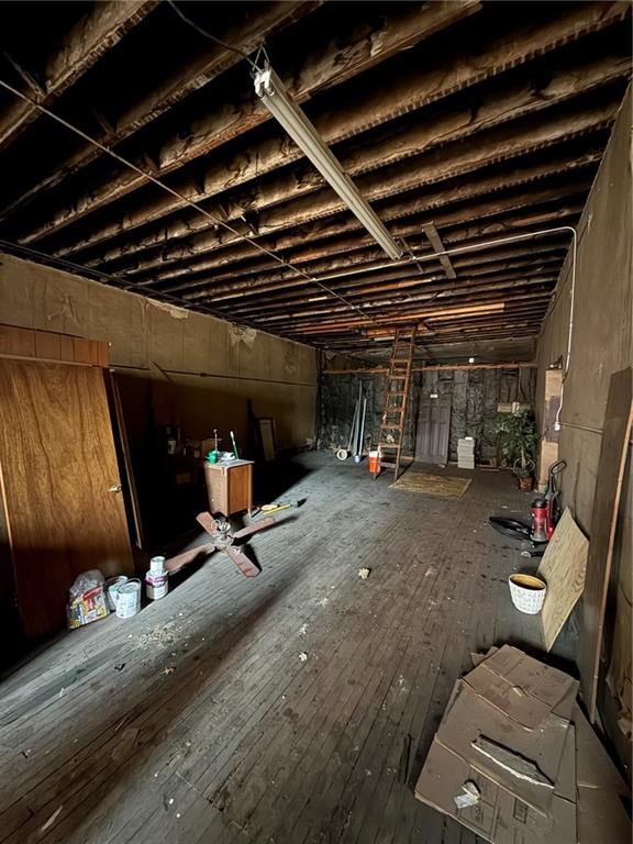 504 Delaware Street Property Photo 10