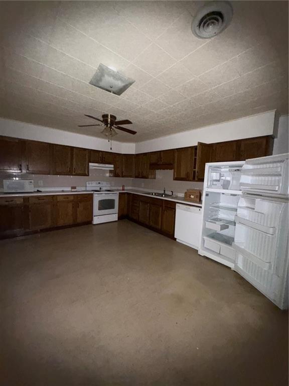 504 Delaware Street Property Photo 16