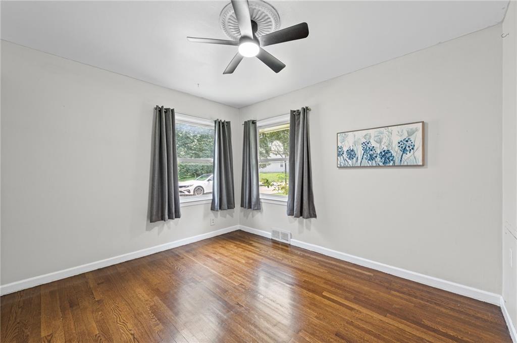 6814 W 73rd Street Property Photo 16