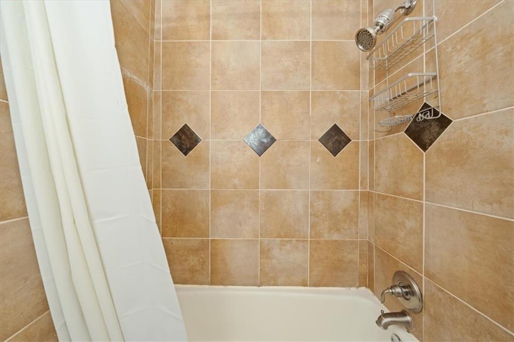 4426 Jarboe Street Property Photo 19