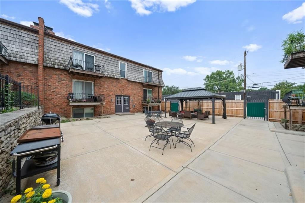 4426 Jarboe Street Property Photo 22
