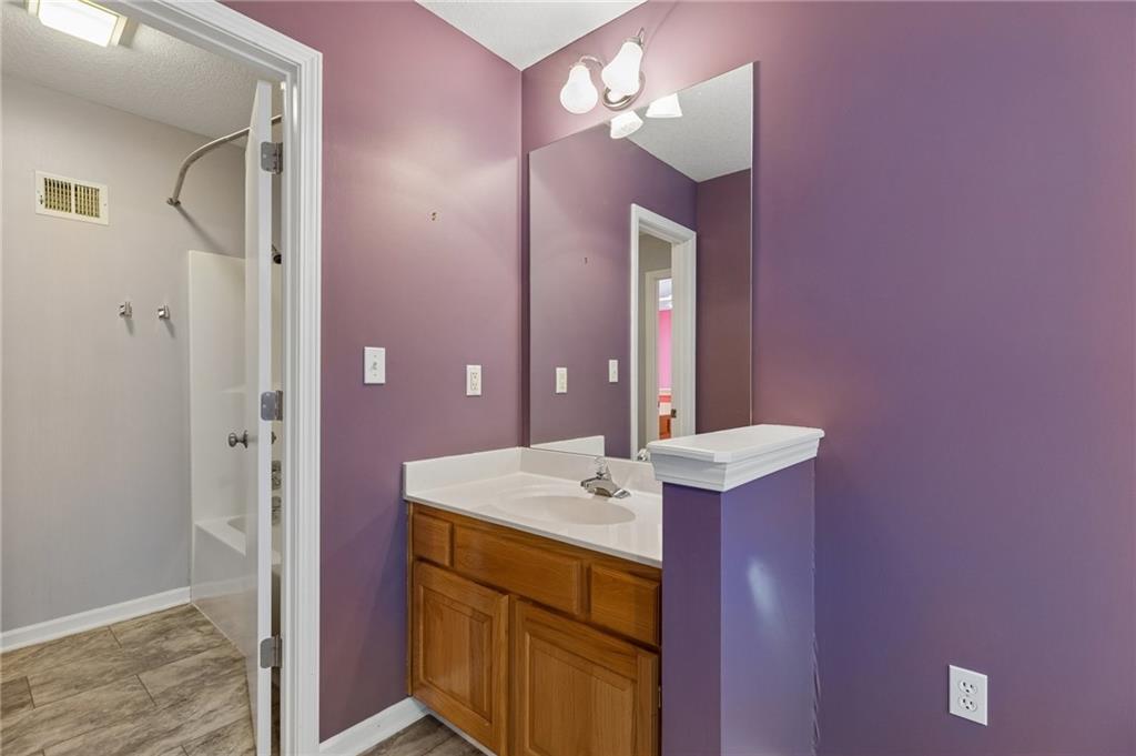 5224 N Main Street Property Photo 33