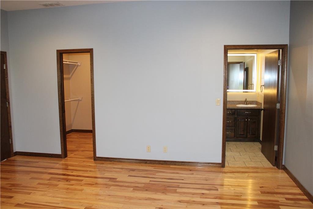 455 S Highway 7 N/a Property Photo 6
