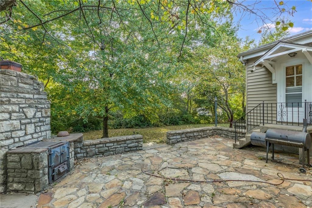 1201 N River Boulevard Property Photo 6