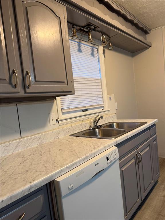 1201 N River Boulevard Property Photo 16