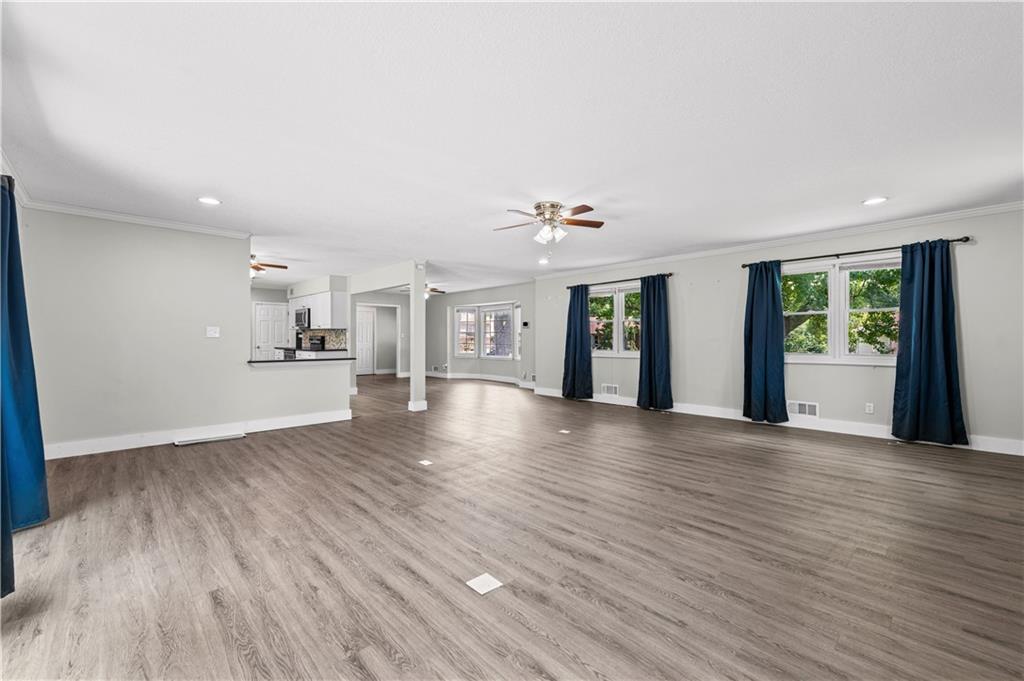 6500 Sterling Avenue Property Photo 11