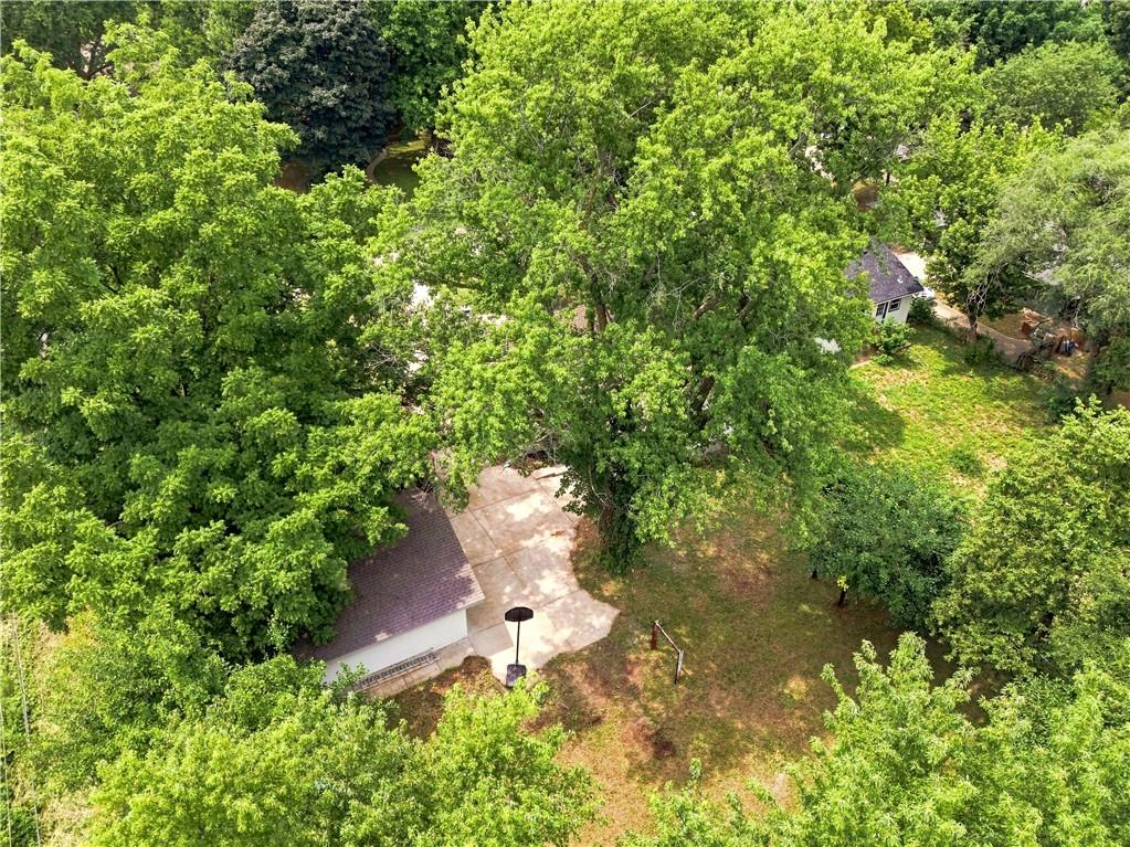 1347 S Hocker Avenue Property Photo 43