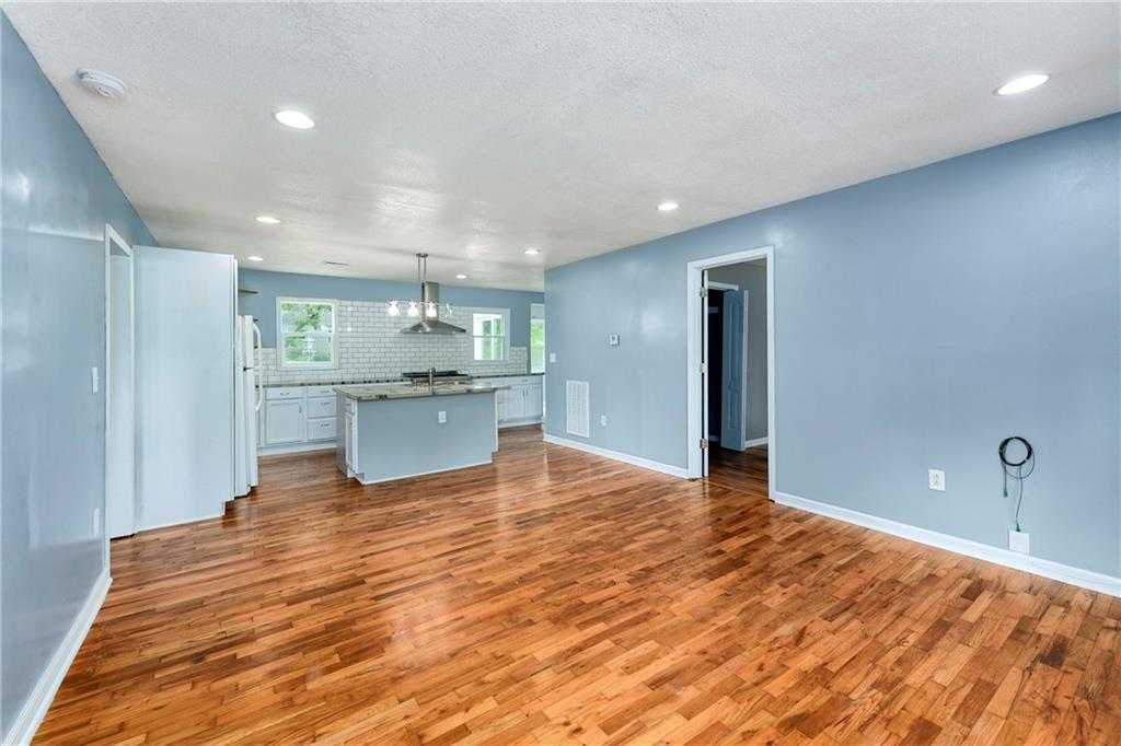 1609 Michael Street Property Photo 7