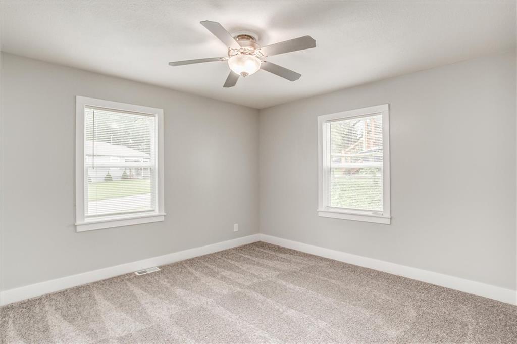 4552 N Locust Street Property Photo 14