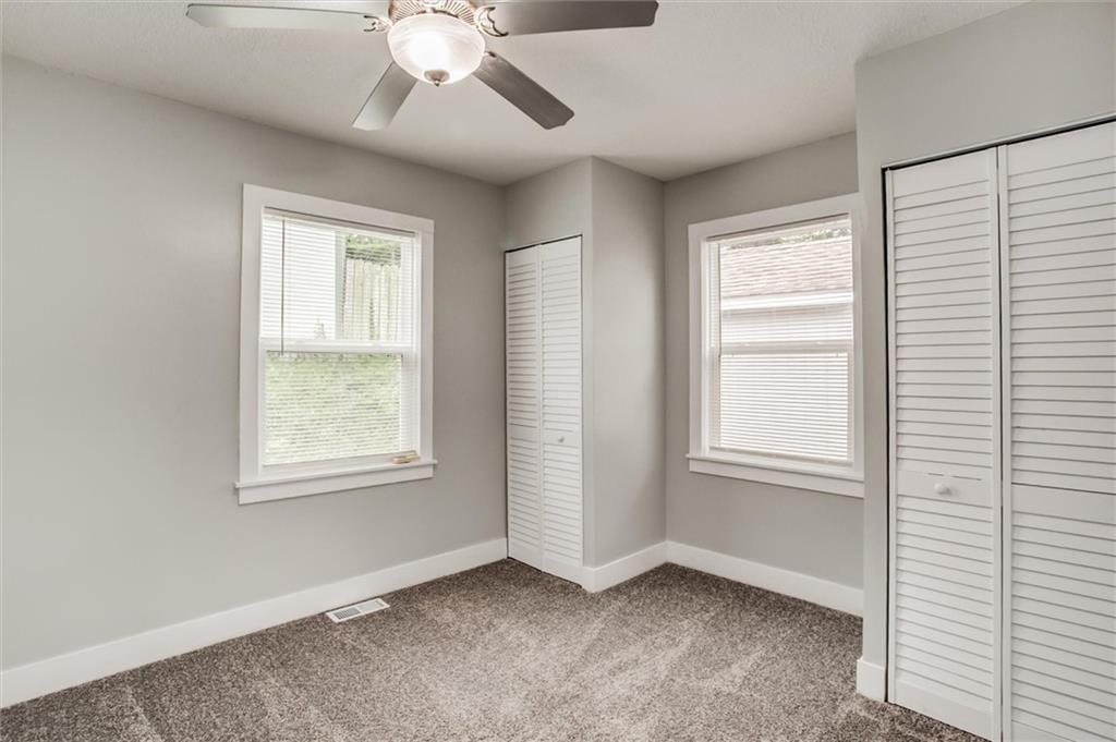 4552 N Locust Street Property Photo 16
