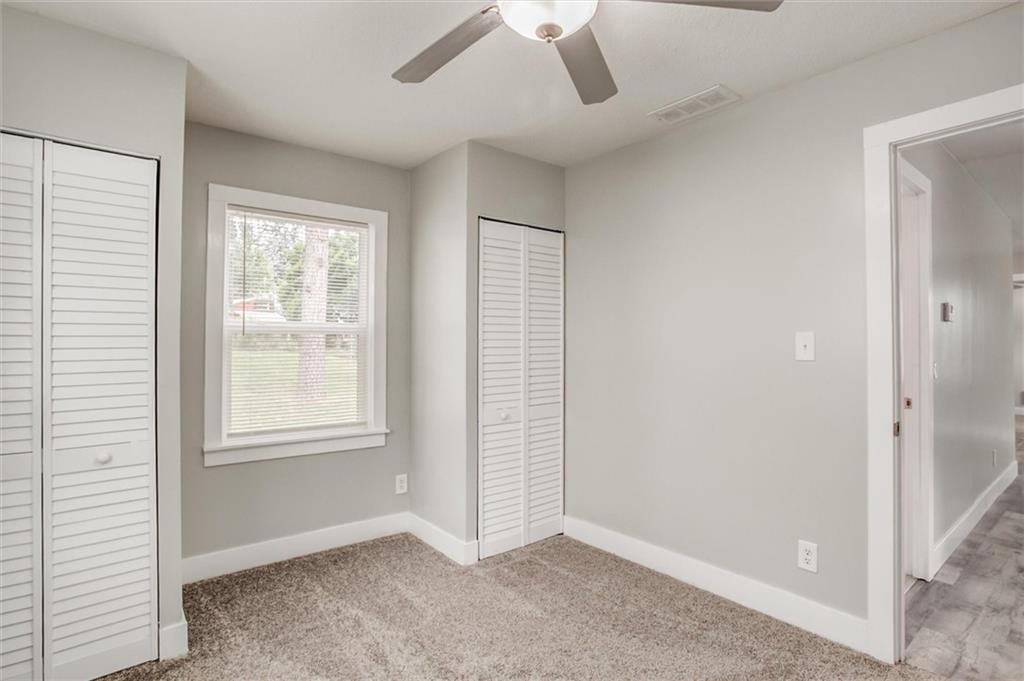 4552 N Locust Street Property Photo 17