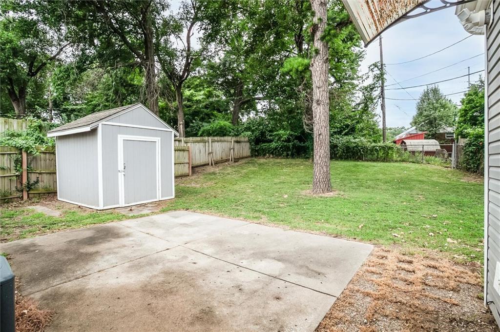 4552 N Locust Street Property Photo 19