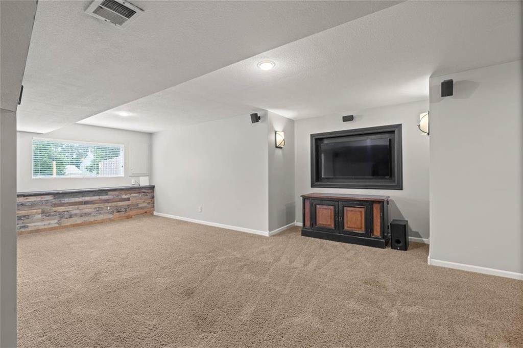22414 W 45th Street Property Photo 34