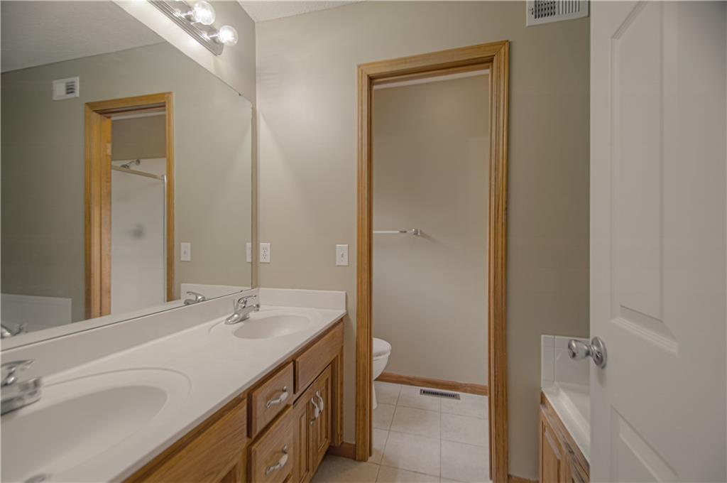 208 Hampton Drive Property Photo 14