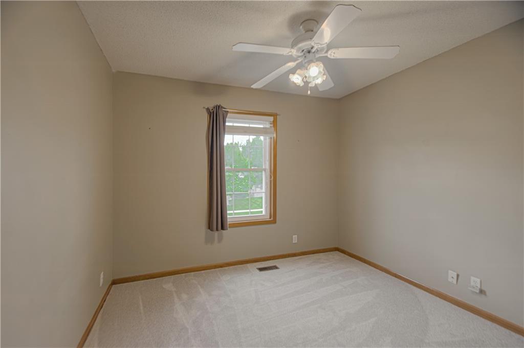 208 Hampton Drive Property Photo 15