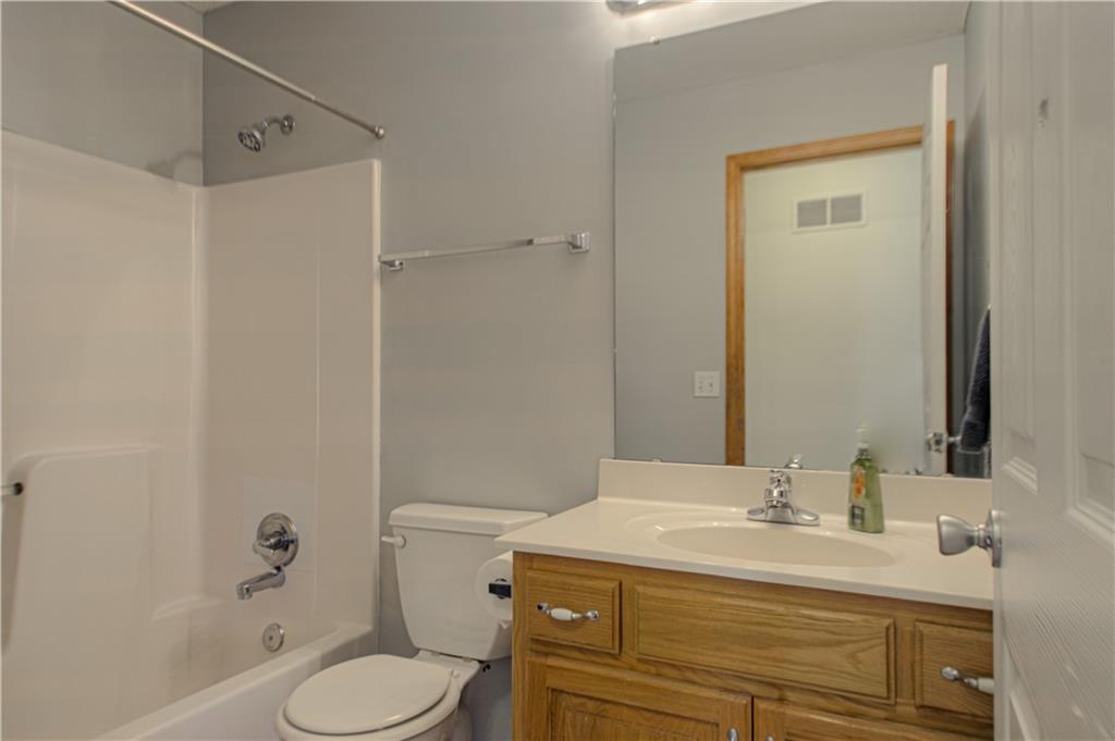 208 Hampton Drive Property Photo 16