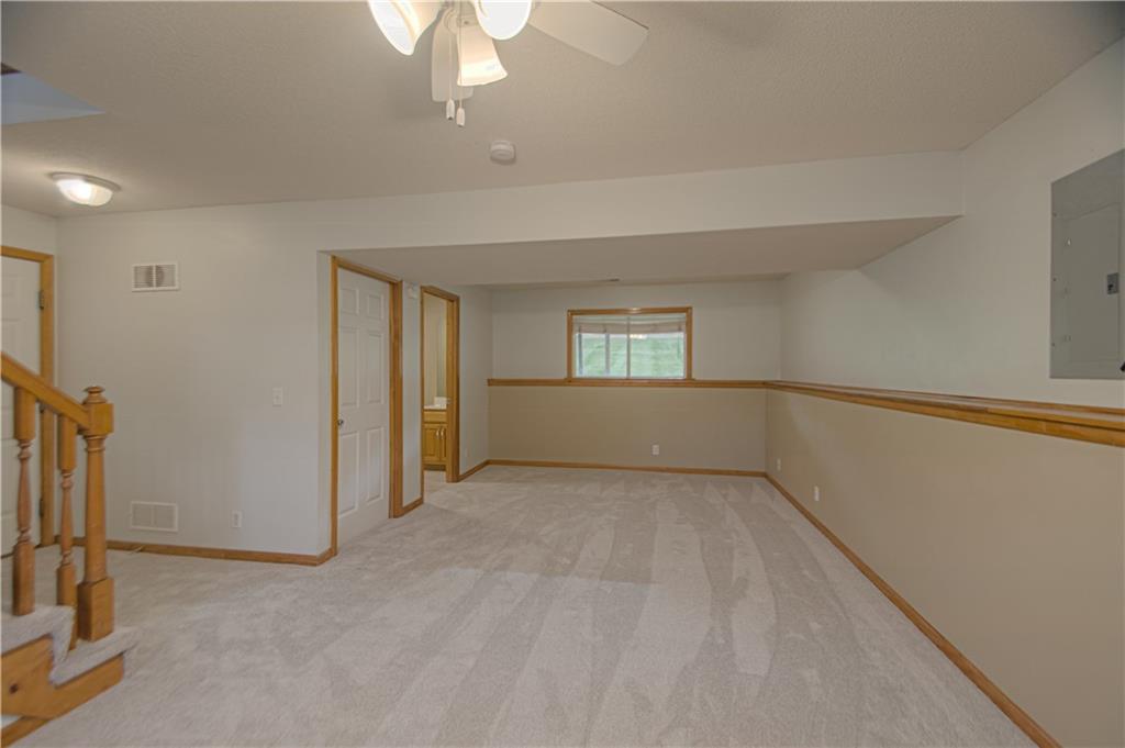 208 Hampton Drive Property Photo 17