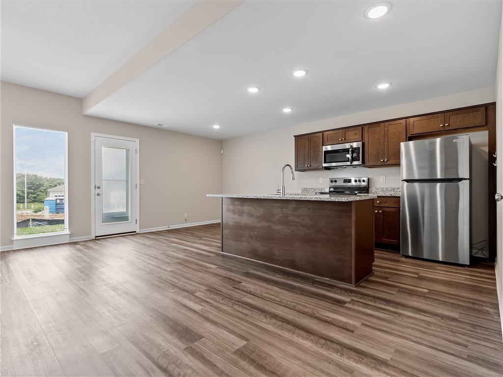 2104 Crestview Place Property Photo 11
